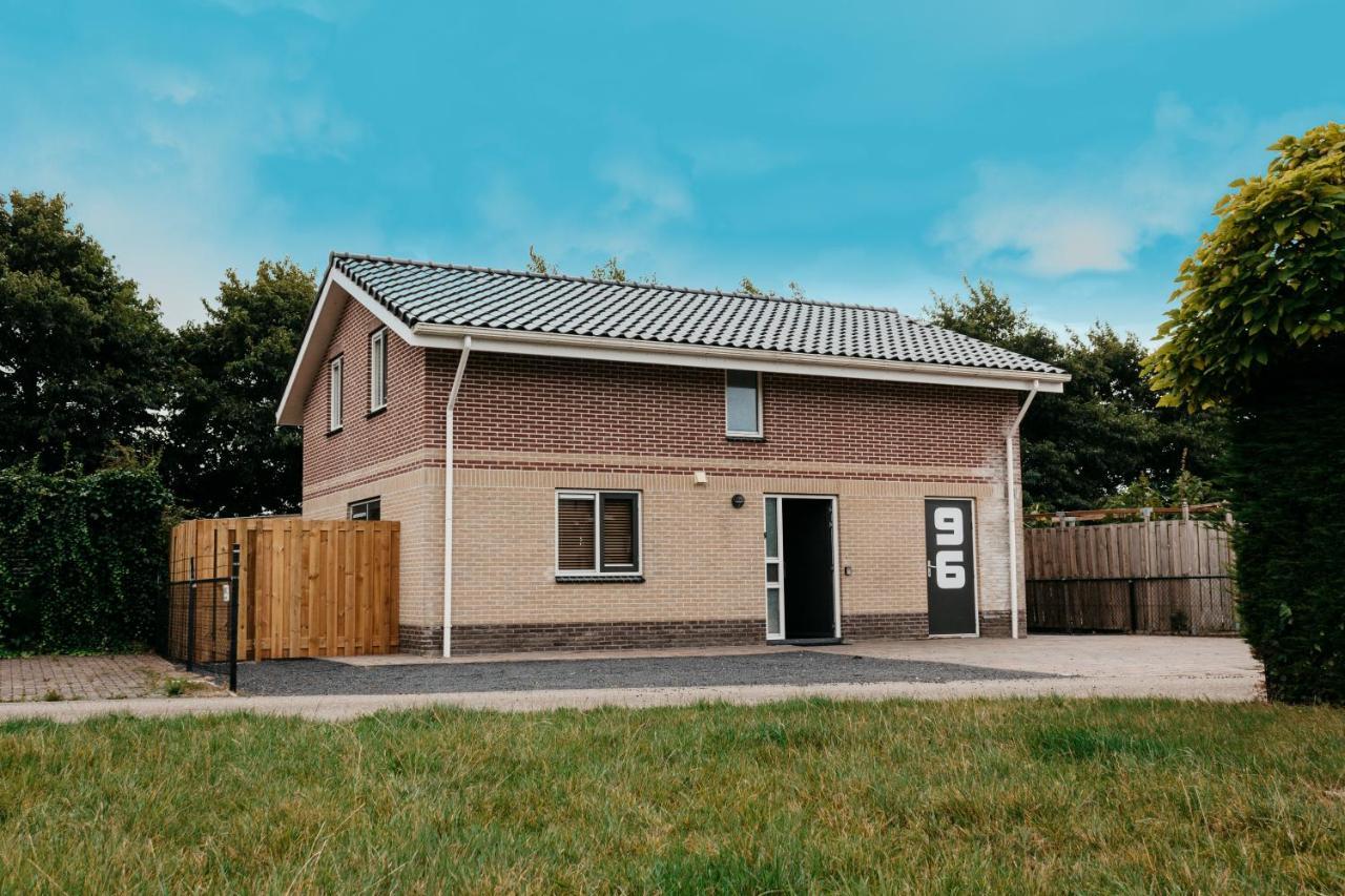 Luxus Familienvilla Mit Jacuzzi & Sauna 2 Tzummarum Luaran gambar