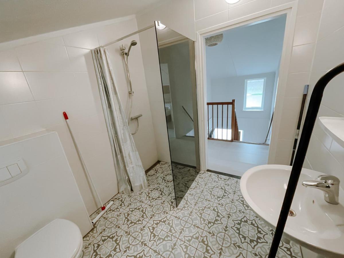 Luxus Familienvilla Mit Jacuzzi & Sauna 2 Tzummarum Luaran gambar