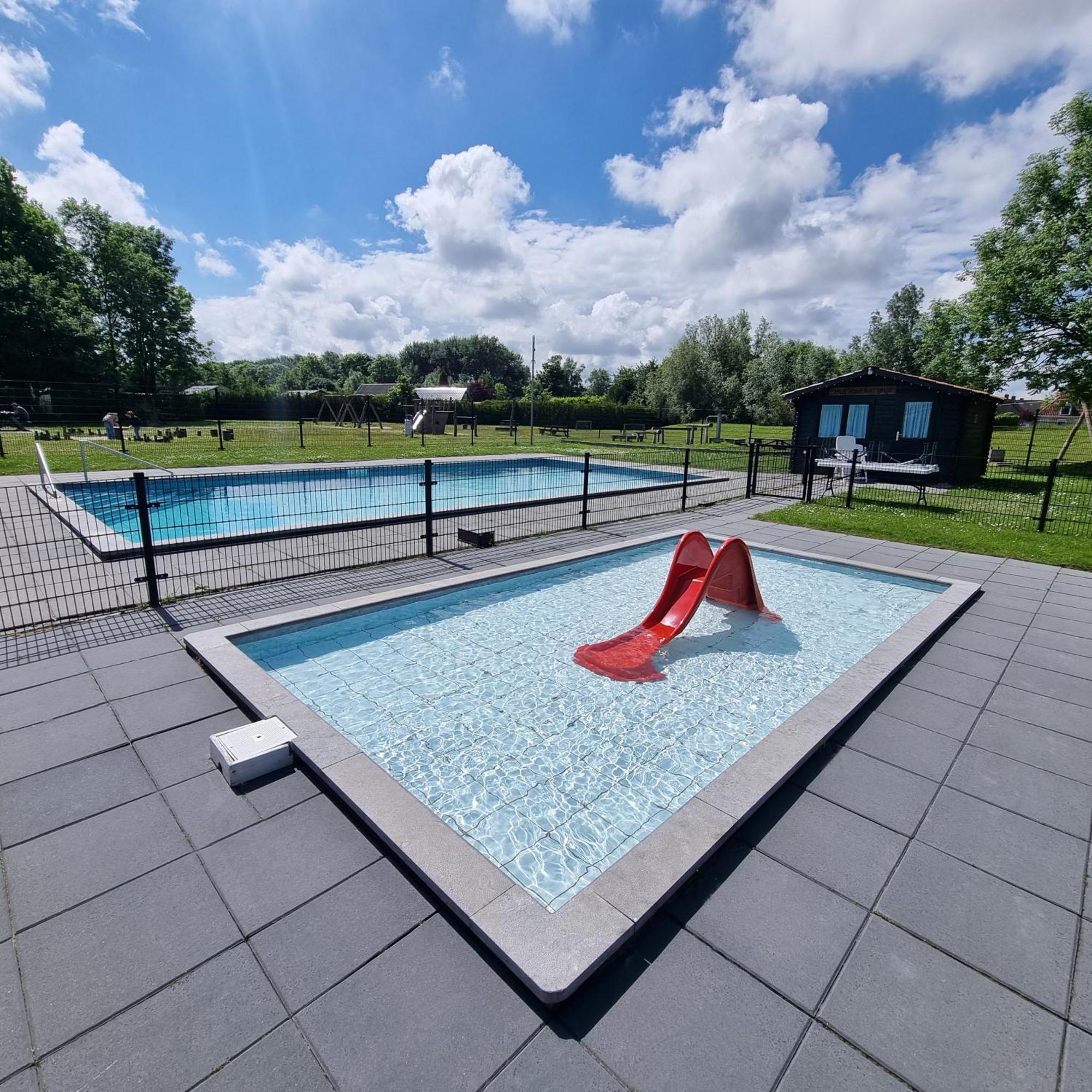 Luxus Familienvilla Mit Jacuzzi & Sauna 2 Tzummarum Luaran gambar
